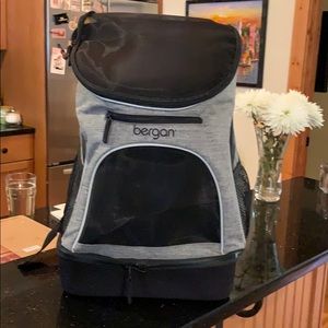 BERGAN Pet Backpack Pet Carrier - used 1 time